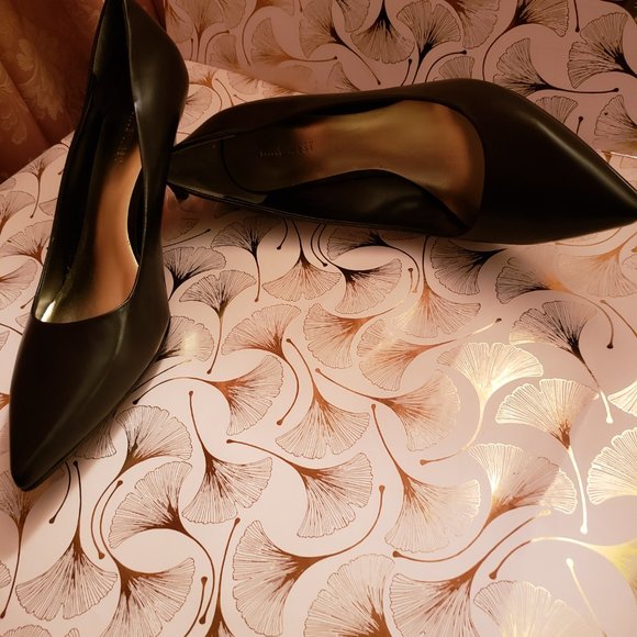 Nine West Black Leather Classic Heels Size 9M - Picture 11 of 11